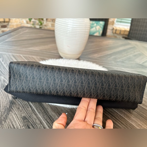 Saint Laurent Monogram Toiletry Bag - Picture 8 of 16